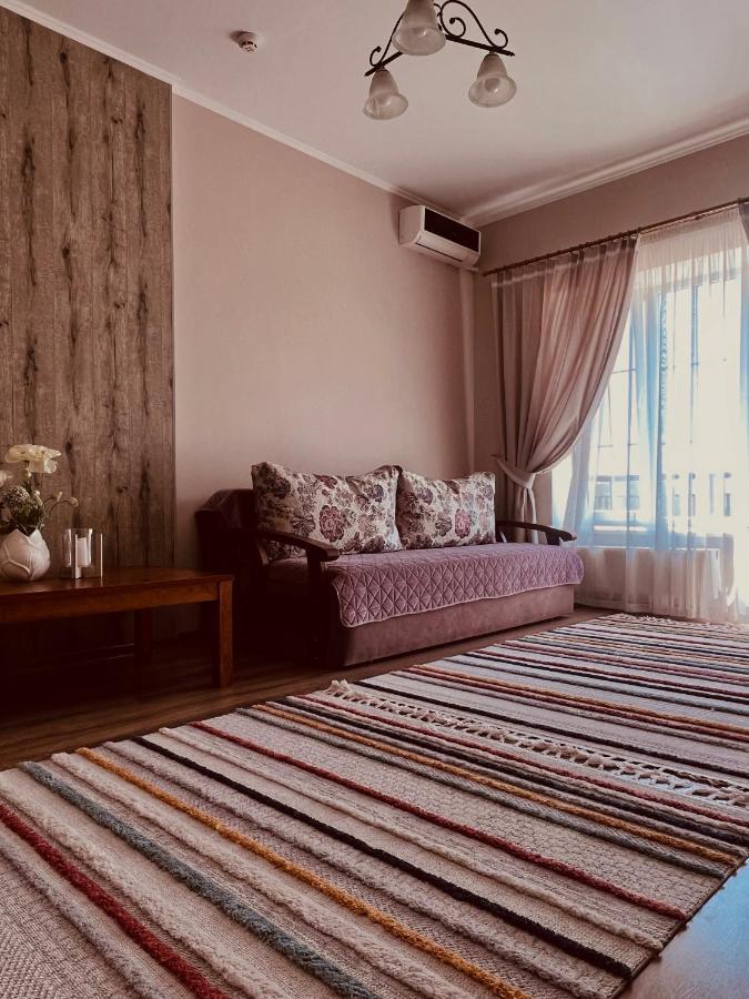 Tamerlan Khmelʼnytsʼkyy Esterno foto